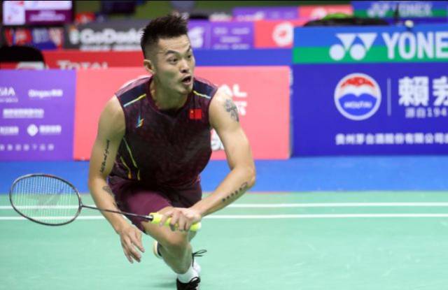 位于英国伦 位于英国伦